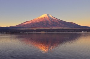 2016，1月　紅富士　　山中湖畔より